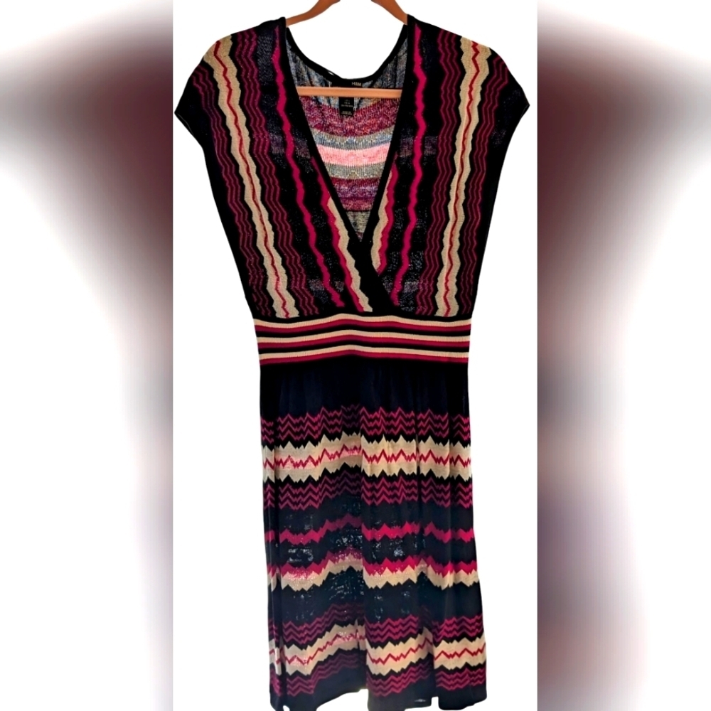 H&M Pink, Black & Cream V-neck Patterned Midi Dress
